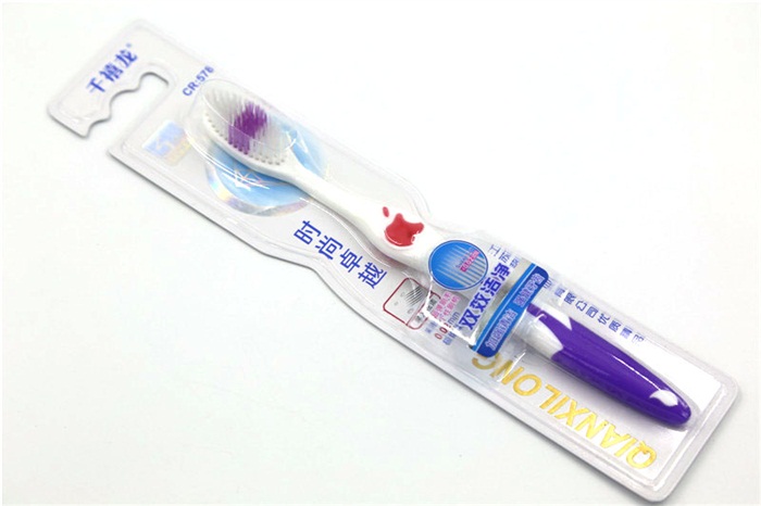 千禧龙牙刷-004