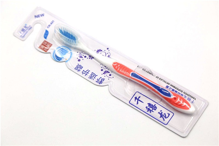 千禧龙牙刷-006