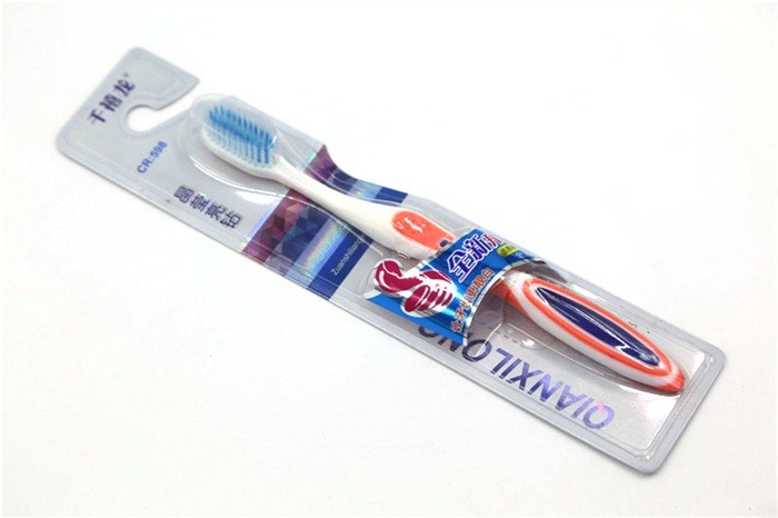 千禧龙牙刷-010